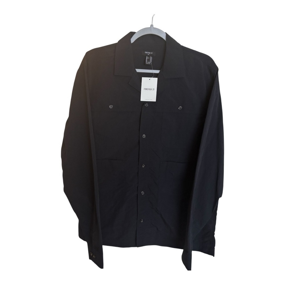 Forever 21 Men's Apparel Black Shirt 100% Nylon Size M